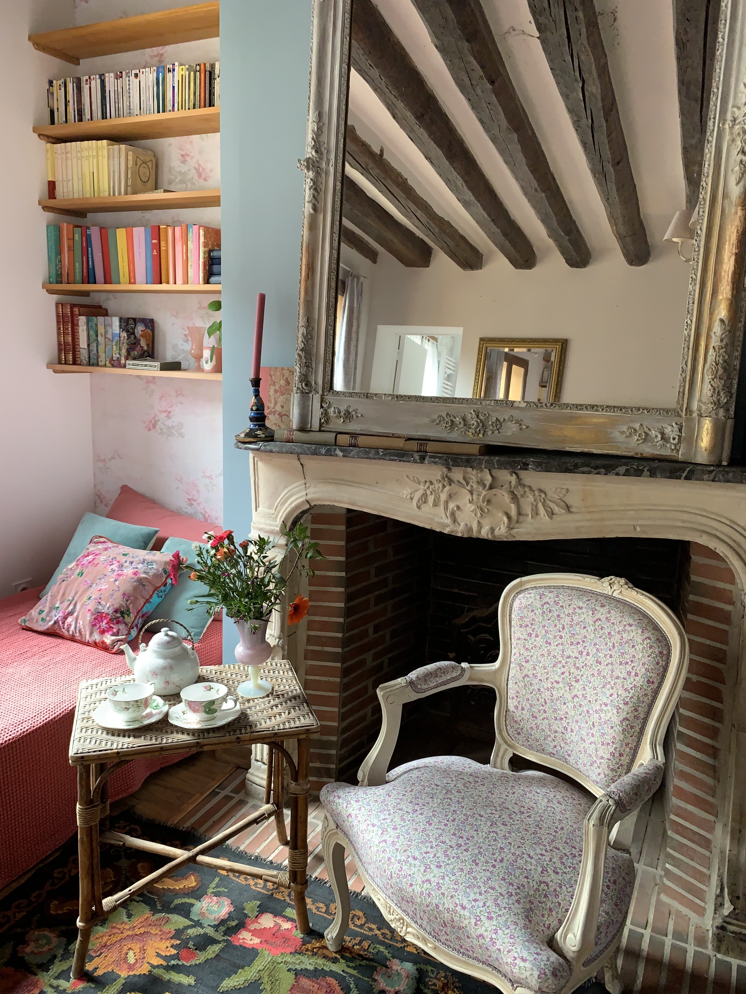 Petit coin salon Chambre de Jeanne